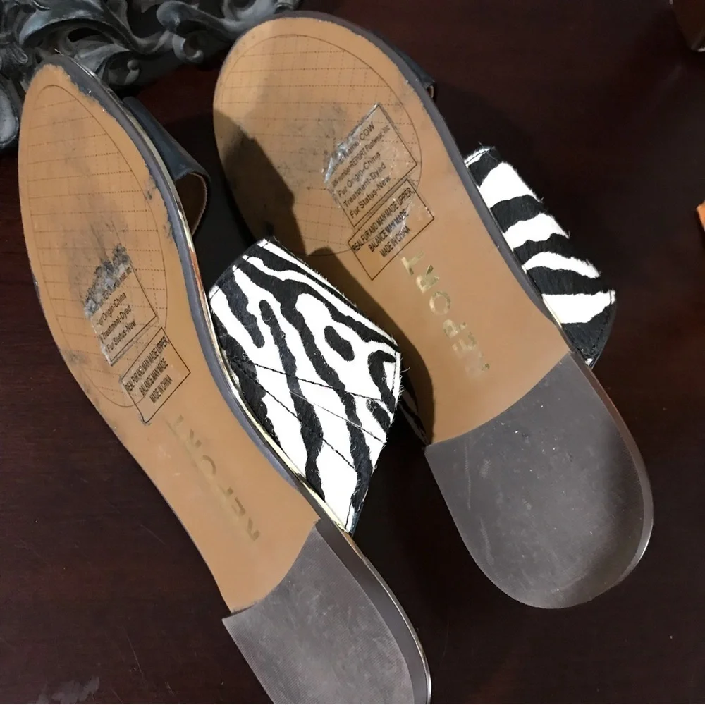 🦓REPORT Black Exotic Slip On Sandals